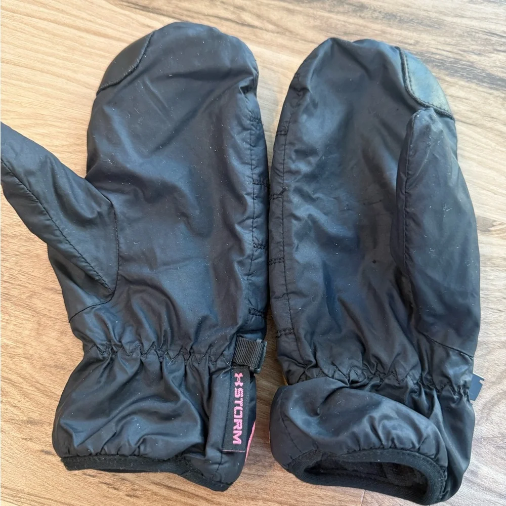 Under Armour stylish warm